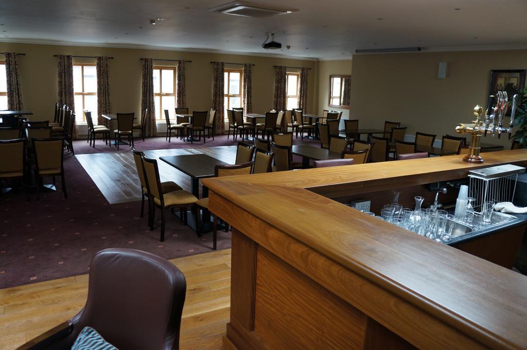 Jacksons Restaurant And Accommodation Roscommon Exteriör bild